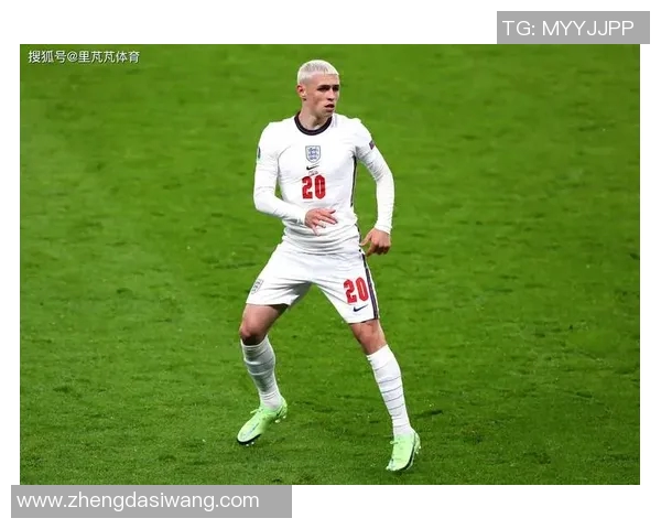 足球明星翘臀视频引发热议网友热评其运动魅力与个人风格