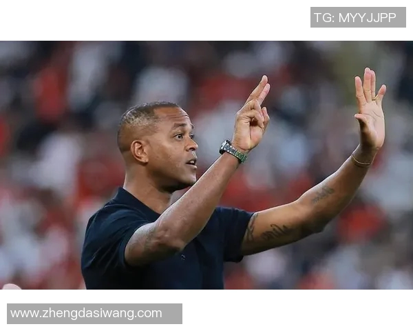 贵族气质与足球明星的完美结合揭示了他们背后的辉煌故事与非凡魅力